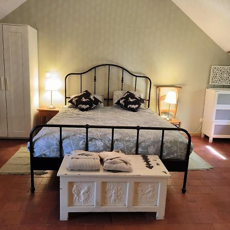 Chambres D'Hotes Montjouan Larochemillay Eksteriør bilde