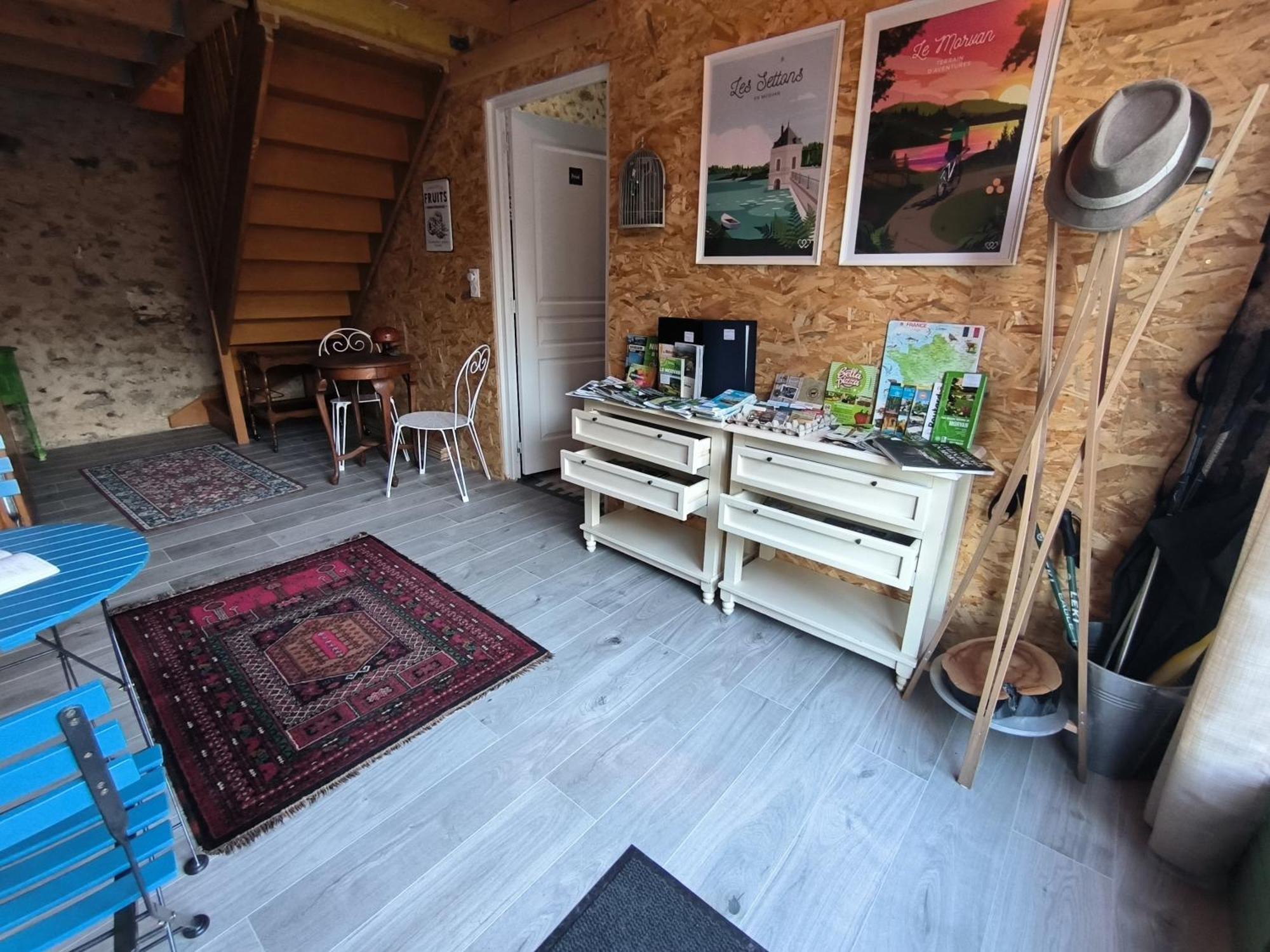 Chambres D'Hotes Montjouan Larochemillay Eksteriør bilde